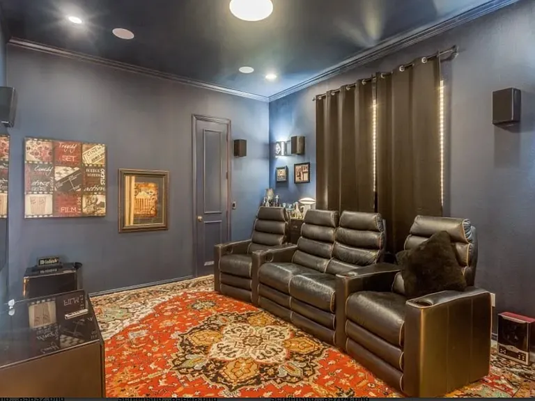5556 Southern Hills Dr — Photo 16