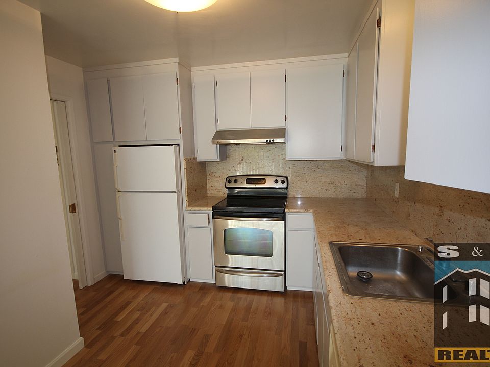 1st image of 172 Locksley Ave APT 6