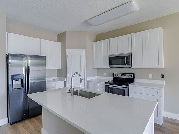 4th image of 2686 Gaspirilla Cir