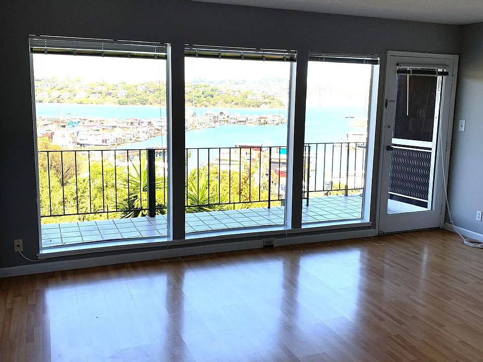 1st image of 1 Ebbtide Ave APT 13