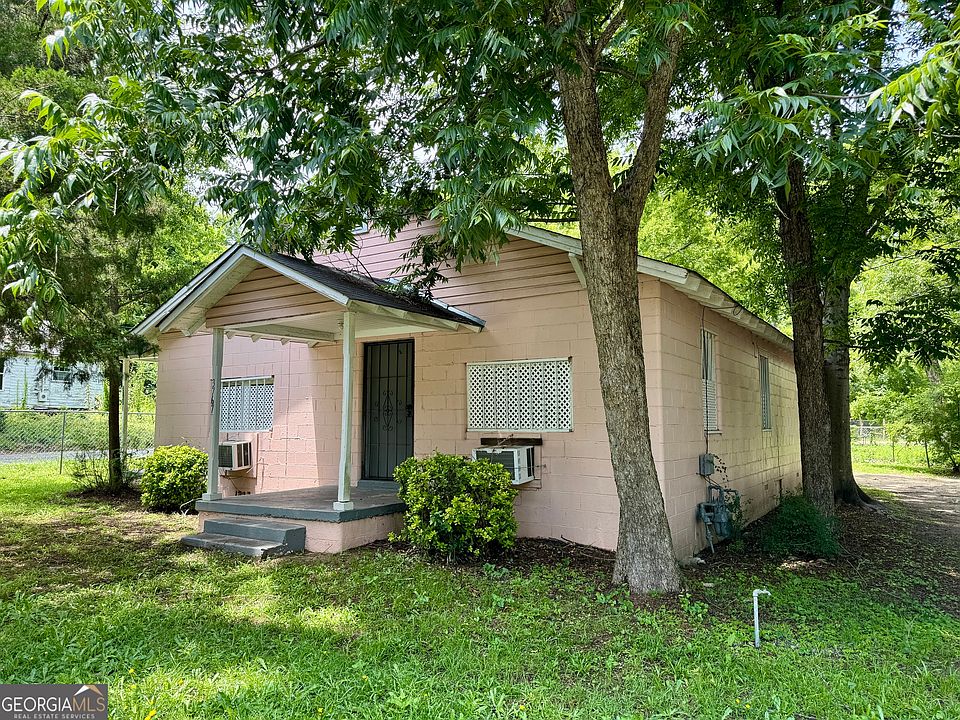 1st image of 3767 Fairmont Ave