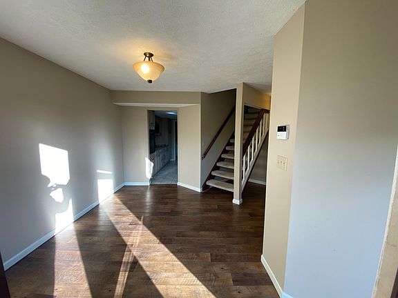 2nd image of 635 Buttercup Ave