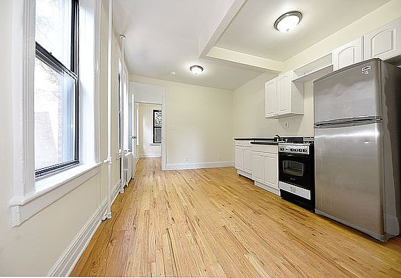 2nd image of 195 Bleecker St #7