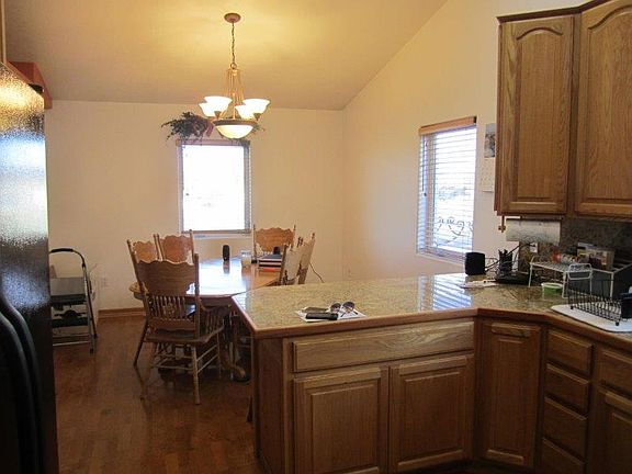 4th image of 209 Bluebonnet Cir