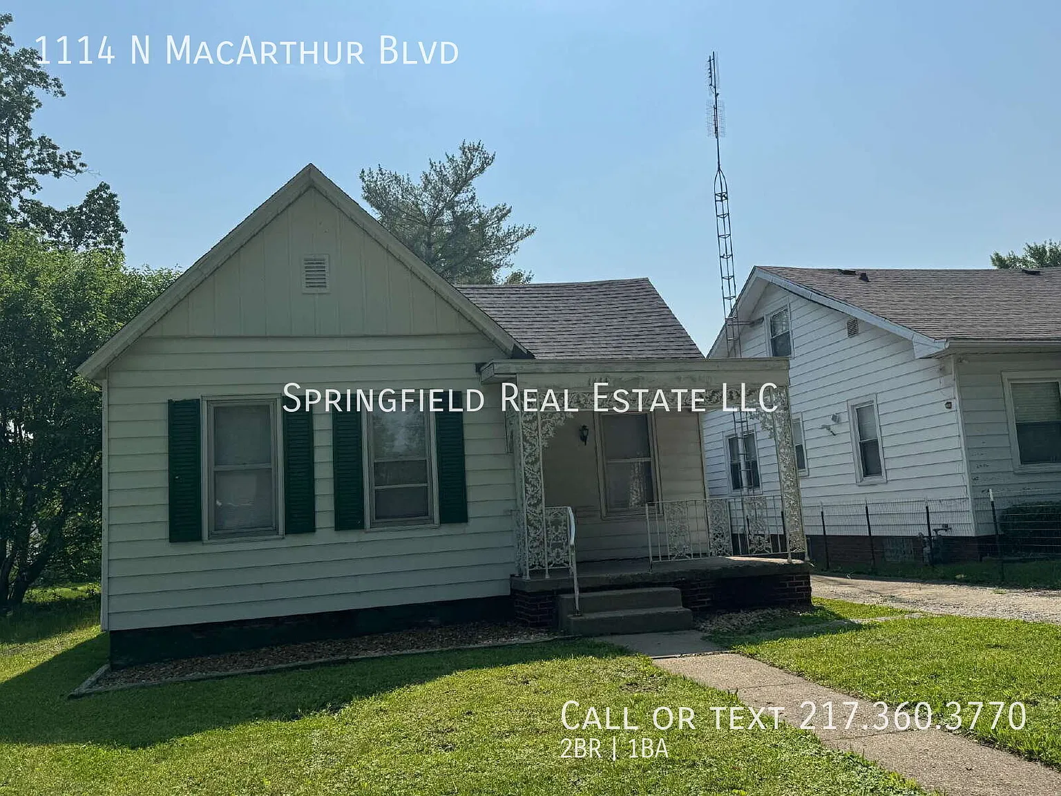 "Charming 2-Bed Home with Gleaming Hardwood Floors at 1114 N MacArthur Blvd, Springfield!" — Photo 2