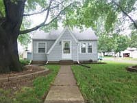 1st image of 3129 N Isabell Ave