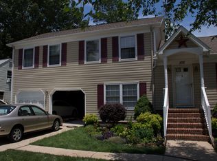 105 Woodburn Dr, Hampton, VA 23664