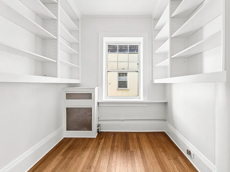 42 Monroe Pl #UP — Photo 5