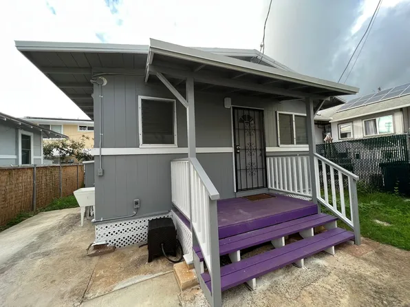 3046C Harding Ave, Honolulu, HI 96816