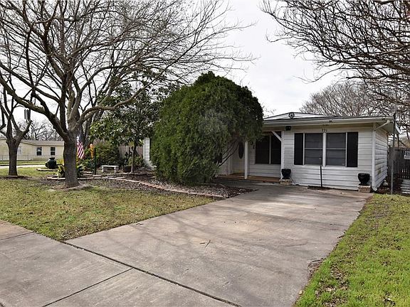 5th image of 731 Jardin Dr