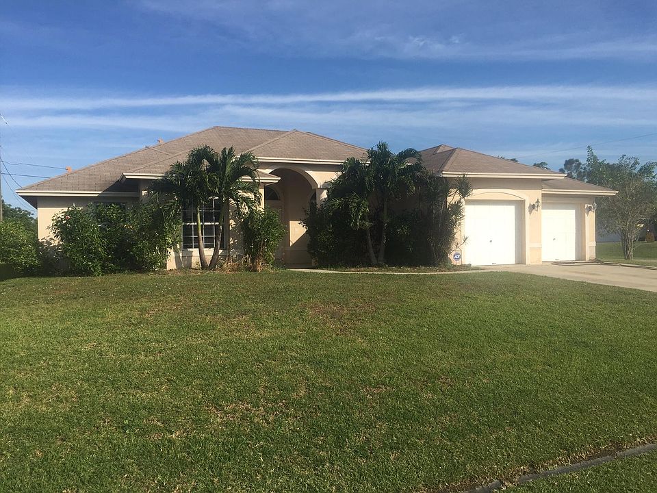 1st image of 4689 SW Dactyl St