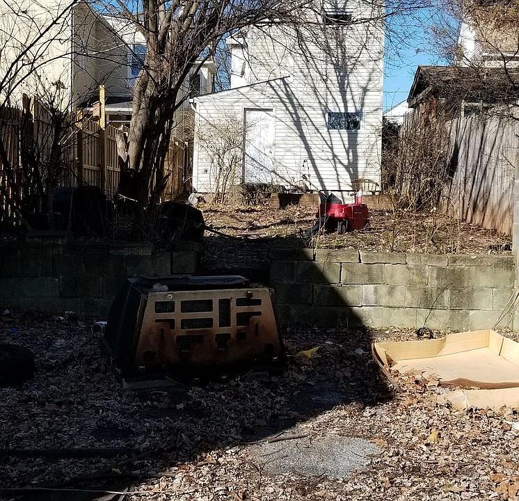 2nd image of 310 N York St