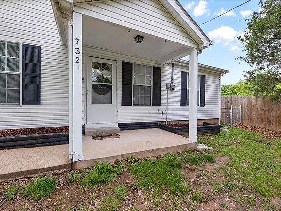 5th image of 732 Amvets Dr