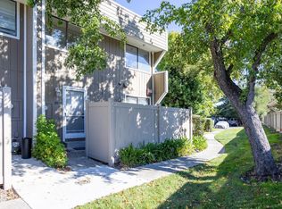 2105 W Steele Ln, Santa Rosa, CA 95403