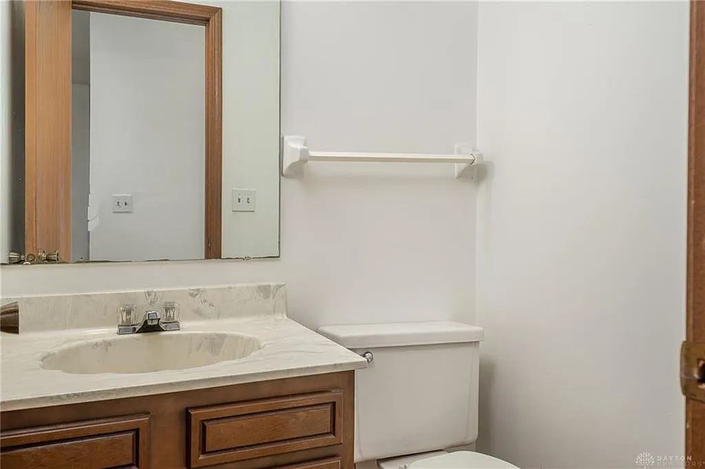 2159 Lake Glen Ct — Photo 4