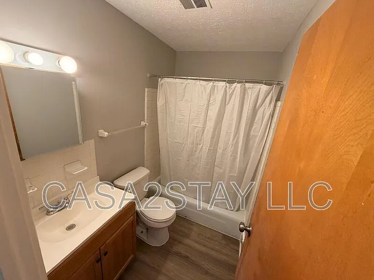 5106 Malibu Ct #32 — Photo 9