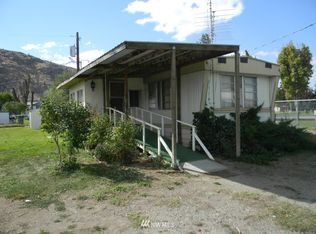 507 W Cliff Ave, Brewster, WA 98812