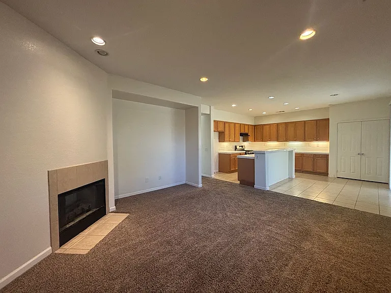 44321 Sunmist Ct — Photo 7