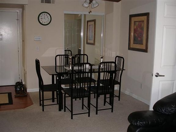 2nd image of 5540 Owensmouth Ave APT 212