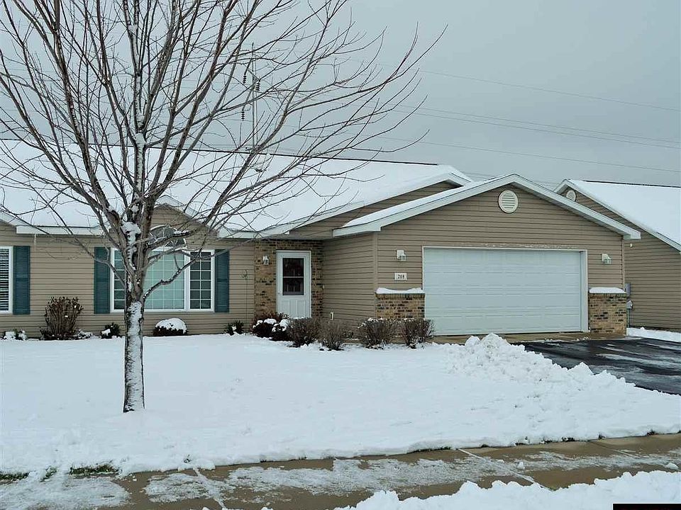 1st image of 208 Skylark Dr