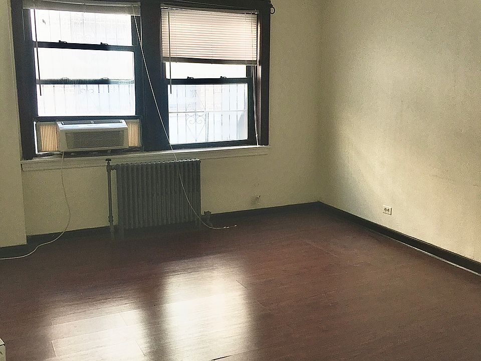 1st image of 1211 W Thorndale Ave #7