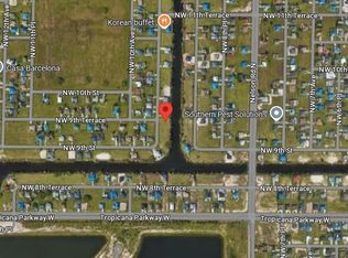 915 NW 9th Pl, Cape Coral, FL 33993