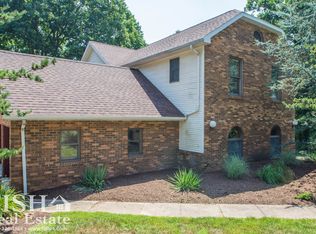 61 Longview Dr, Williamsport, PA 17701