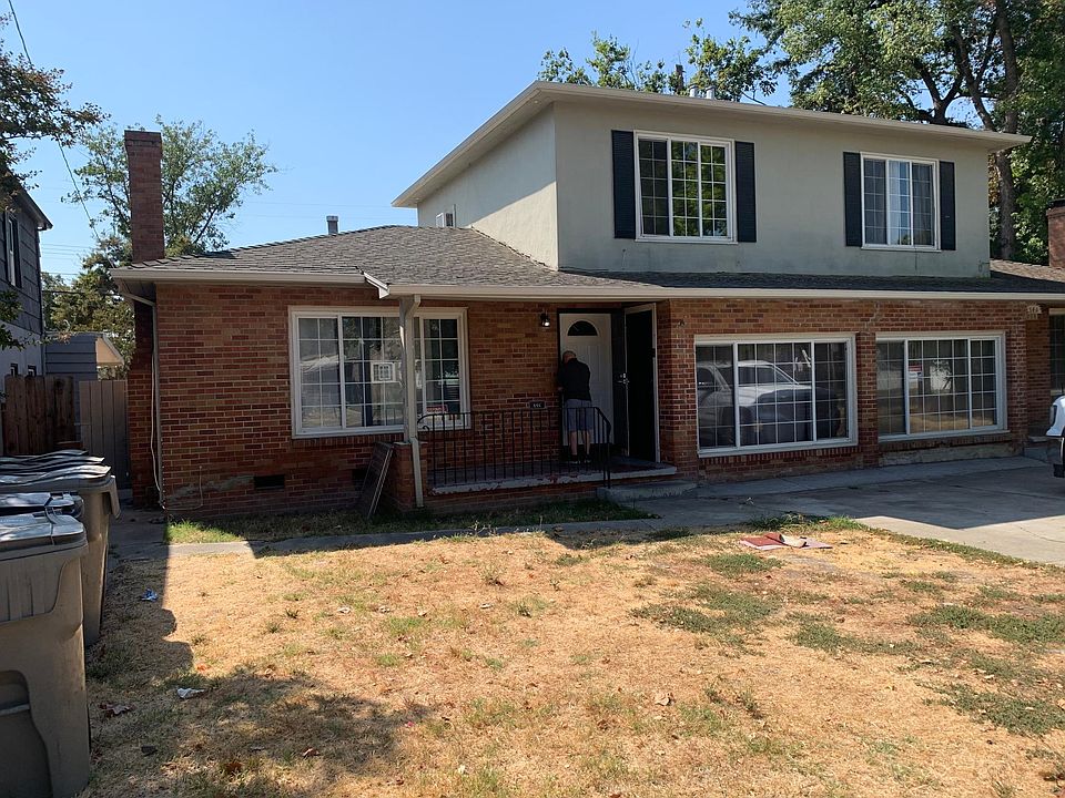 1st image of 546 El Camino Ave