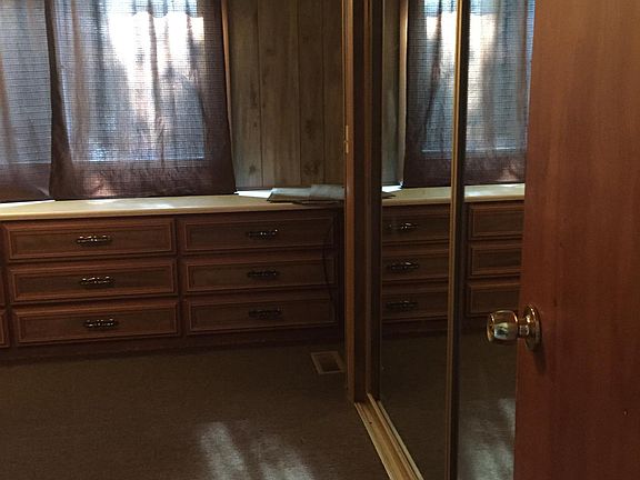 2nd image of 2430 Ruby Rd