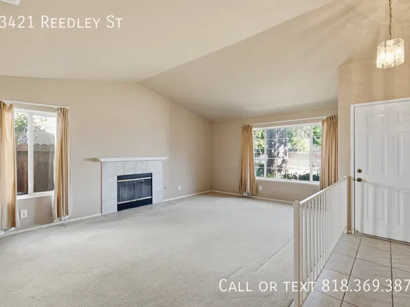 13421 Reedley St, Panorama City, CA 91402