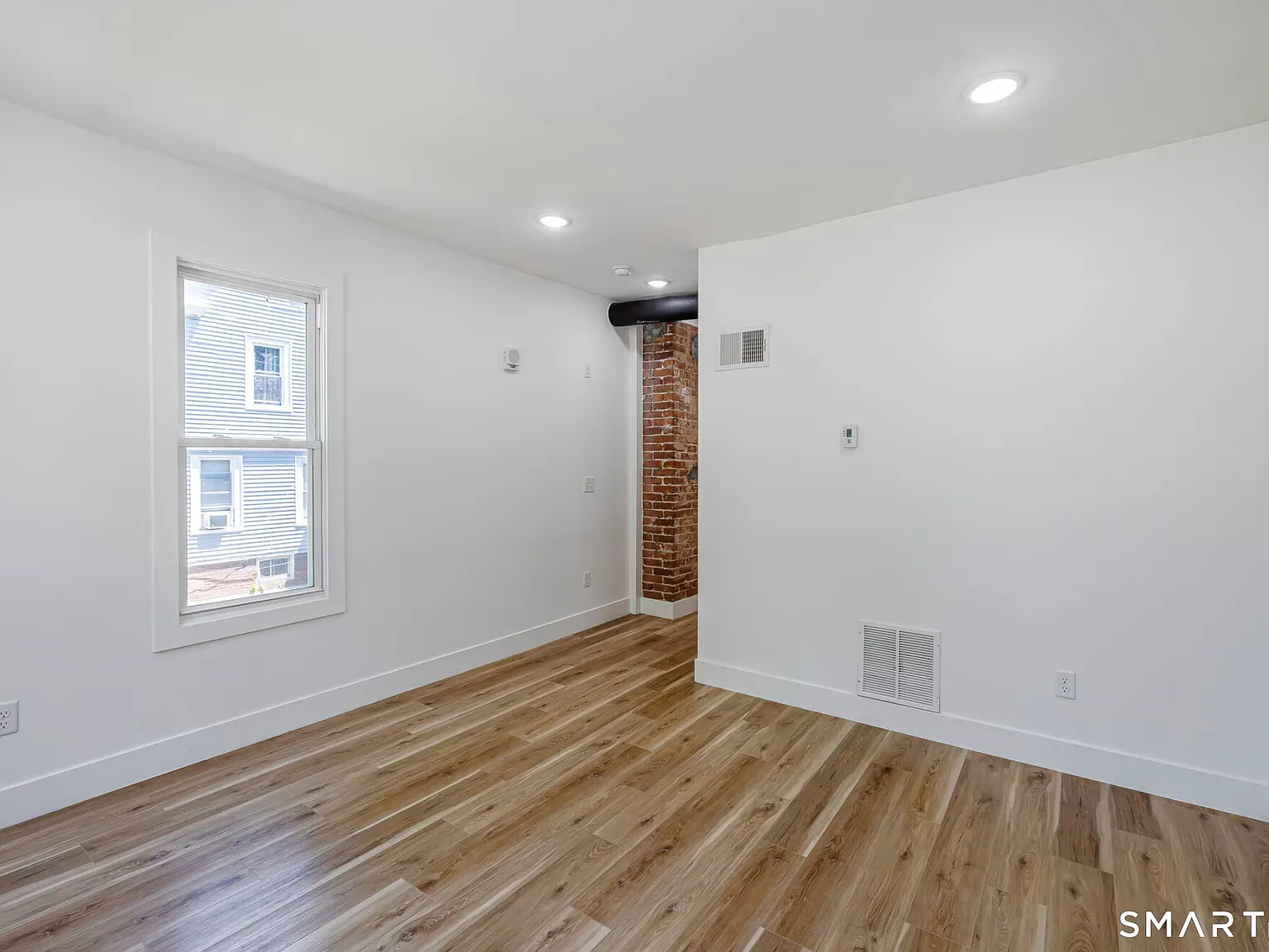 Studio, 1.0 bath, 8160 sqft, $1,475 — Photo 4