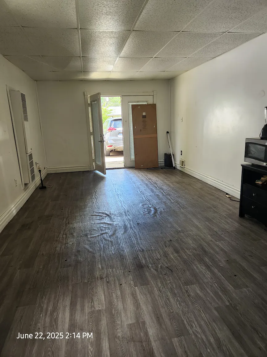 1413 N Romine St #4 photo 1
