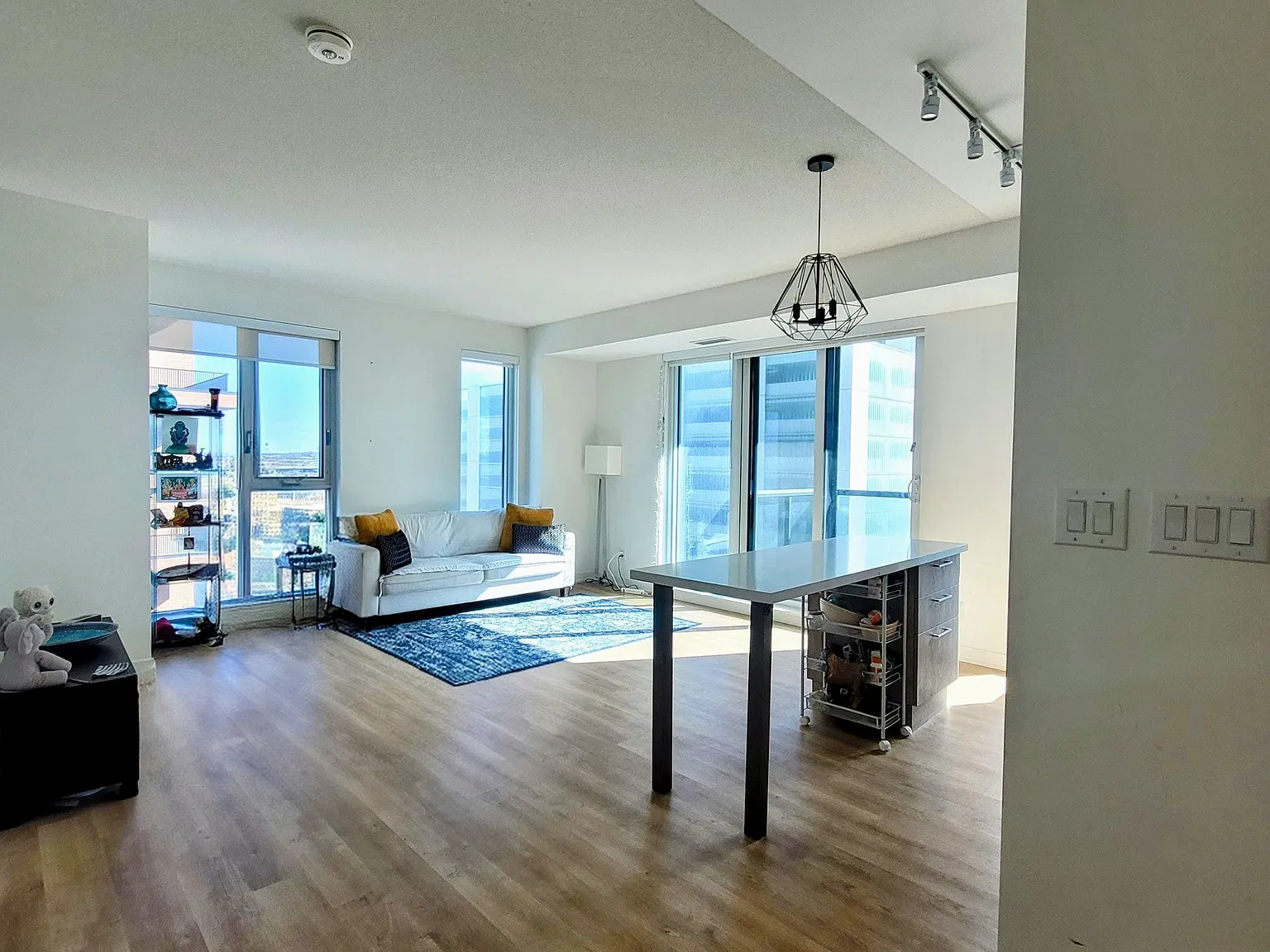 3 bed, $3,000 — Photo 4