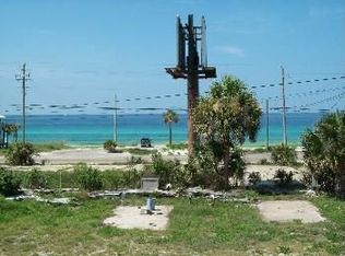 122 Lake Pl, Panama City Beach, FL 32413