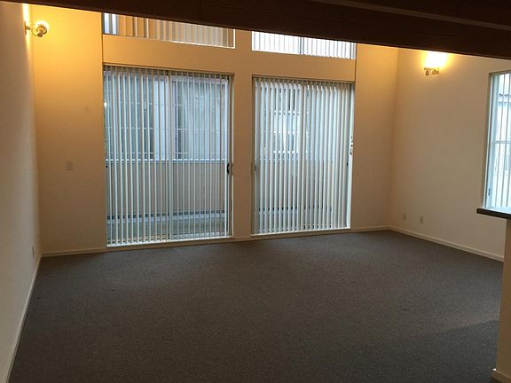 5th image of 825 Minnesota St APT 5