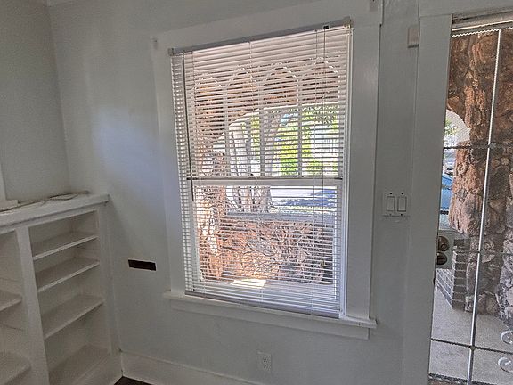 4th image of 1835 Estudillo St