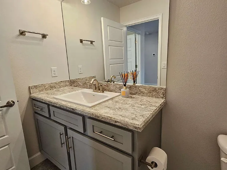 1109 Canfield Cir SE — Photo 28
