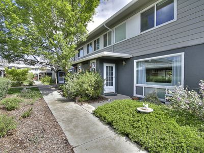 1040 Los Gamos Rd APT A, San Rafael, CA, 94903