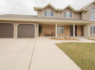 520 Oak Park Ave, Watertown, WI 53098