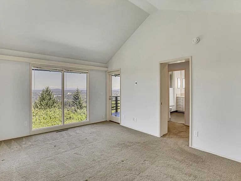 17642 Upper Cherry Ln — Photo 36