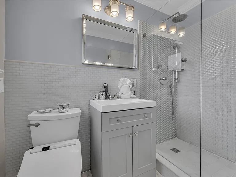 272 Imperial Ln — Photo 15
