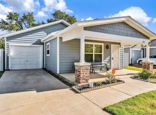 5933 Wilkes Dr, Fort Worth, TX 76119