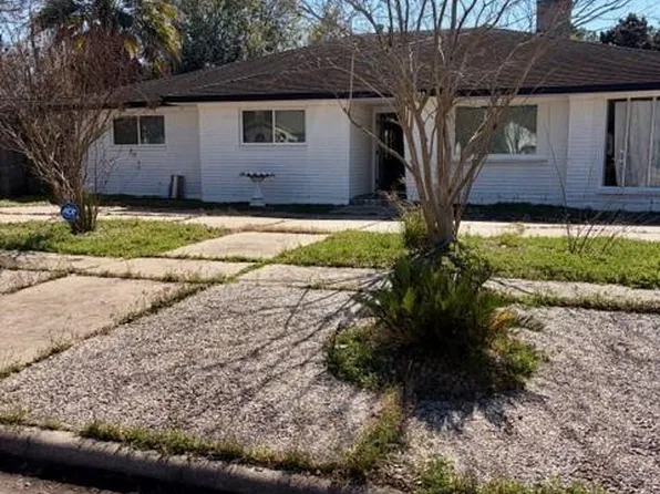 7623 Braes Meadow Dr, Houston, TX 77071