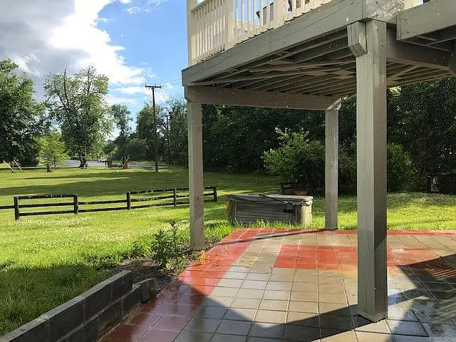 121 Max Ct SE — Photo 21