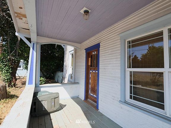5th image of 5860 Vista Dr