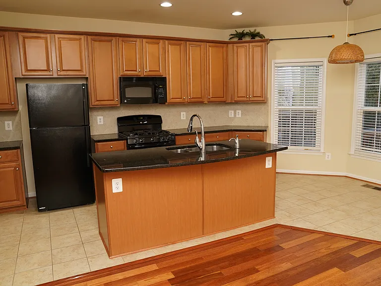 22606 Parkland Farms Ter — Photo 6