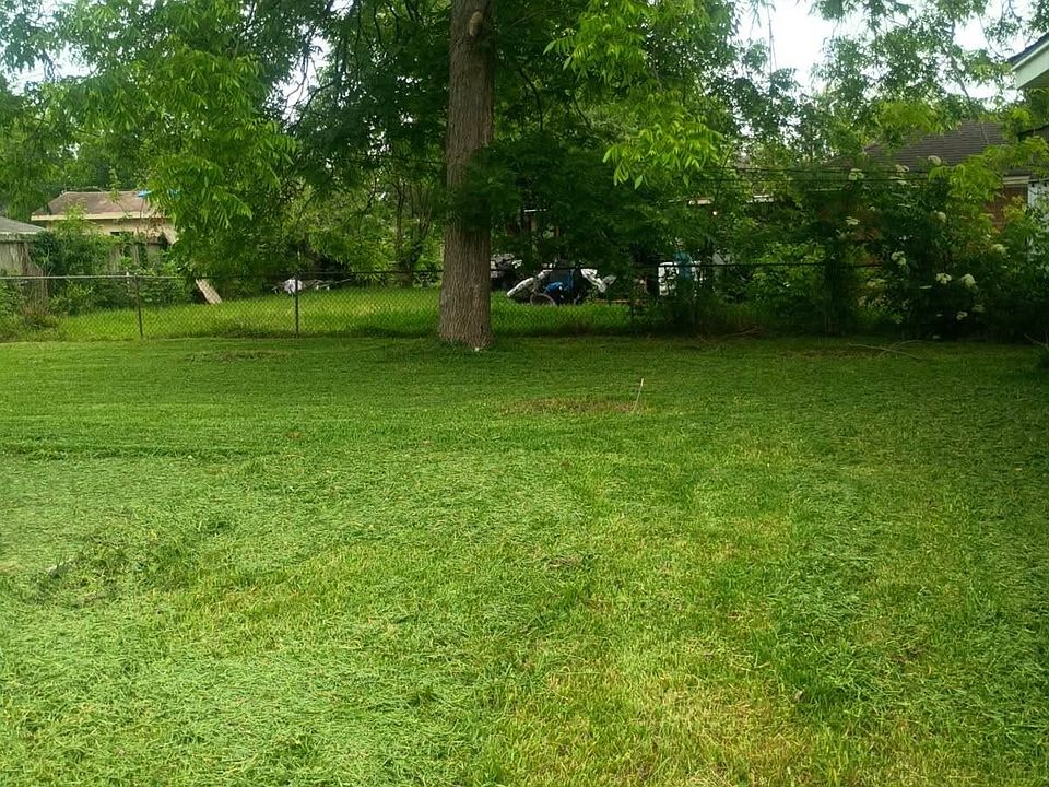 1st image of 4602 Farmer St