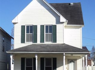 158 W 1st St, Ceredo, WV 25507