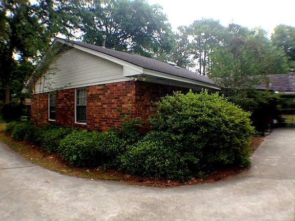5th image of 37 Pine Dr