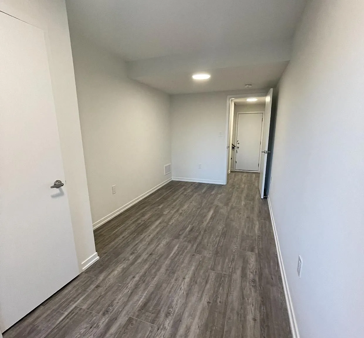 3 bed, $3,100 — Photo 4